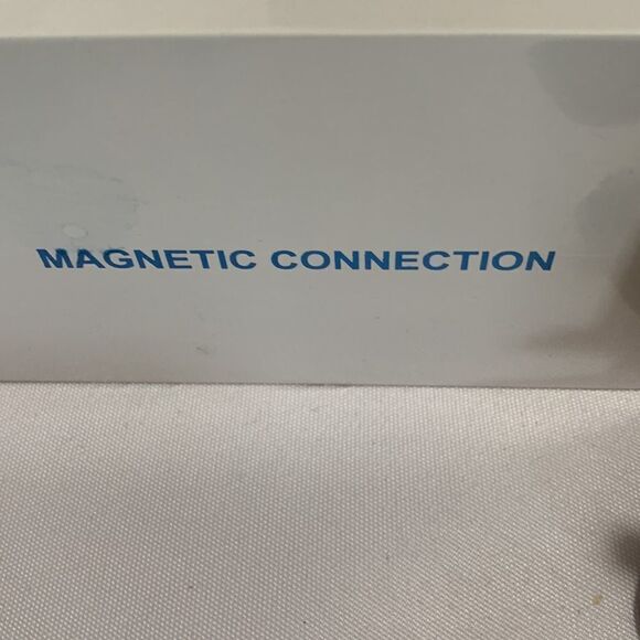 Magfast phone case all in one: car mount and gaming dock - Picture 4 of 17